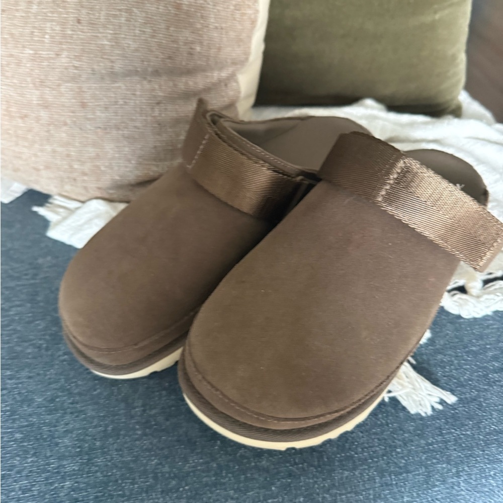 UGG Goldenstar in Hickory for Women